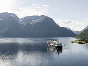 Hjorundfjorden